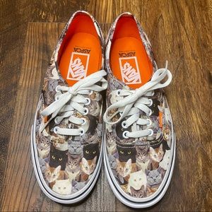 VANS ASPCA CAT PRINT SNEAKER